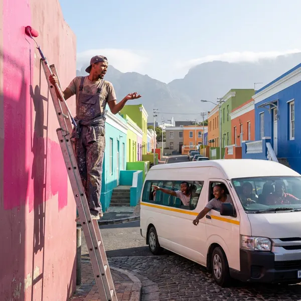Lively street argument over fresh paint in Bo-Kaap